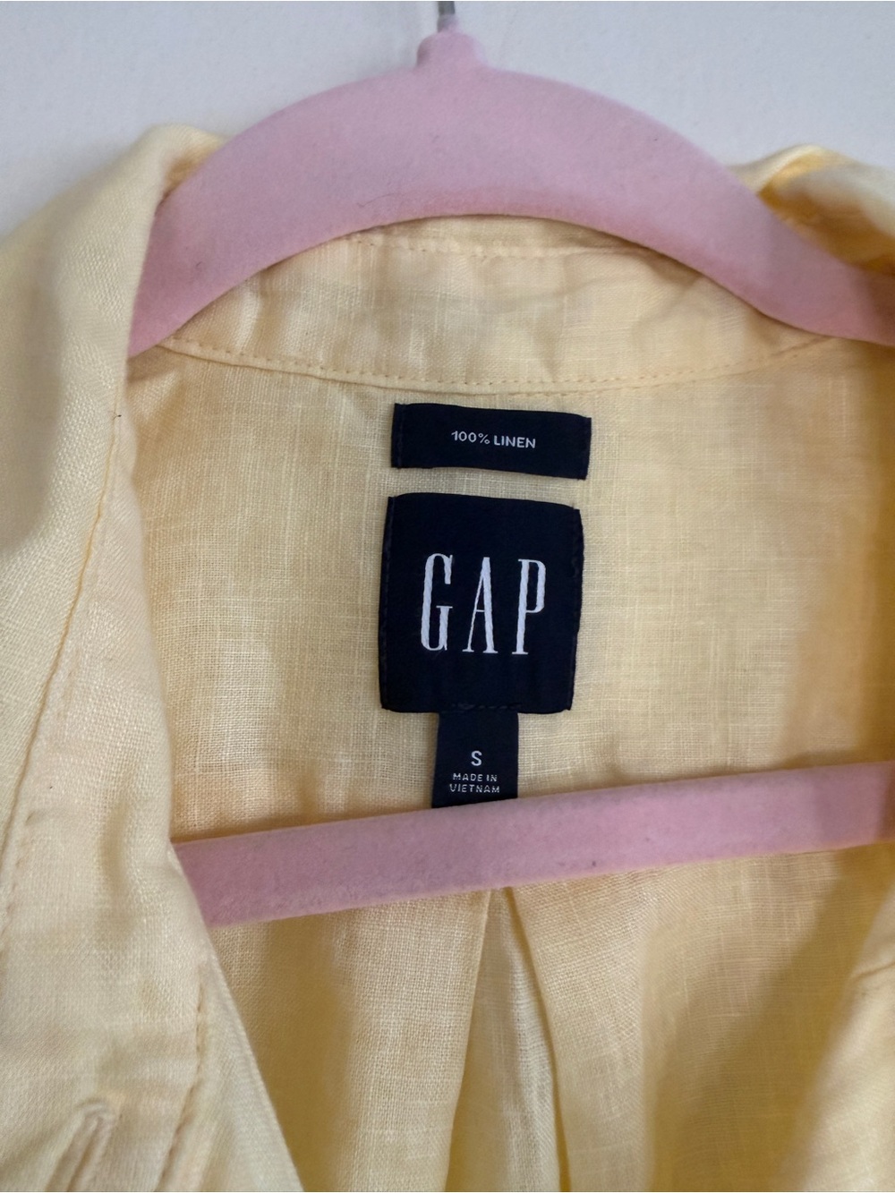 GAP Butter Yellow Linen Button-Down Shirt - Picture 2 of 4